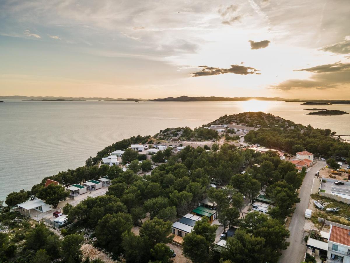 Fjaka Luxury Mobile Home - Oaza Mira Camping Croatia Драге Экстерьер фото